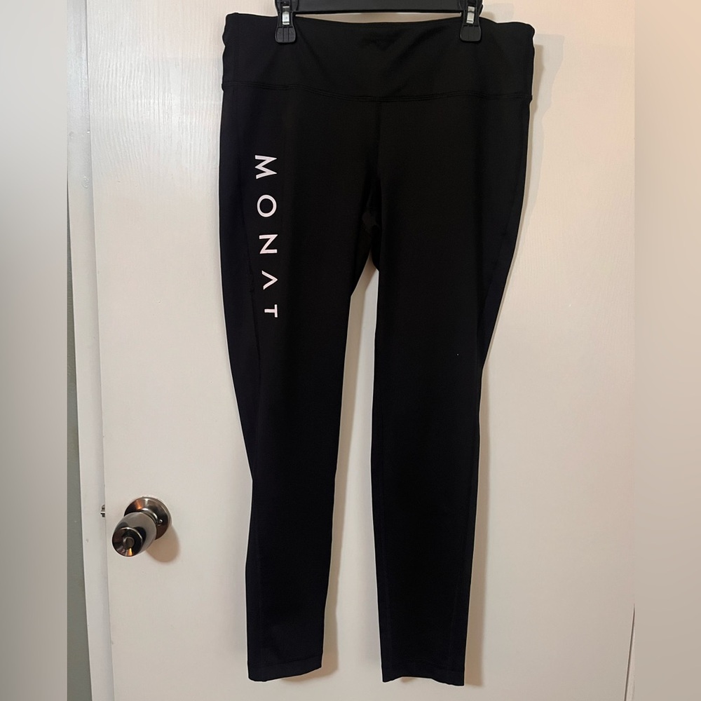 Monat Black Leggings